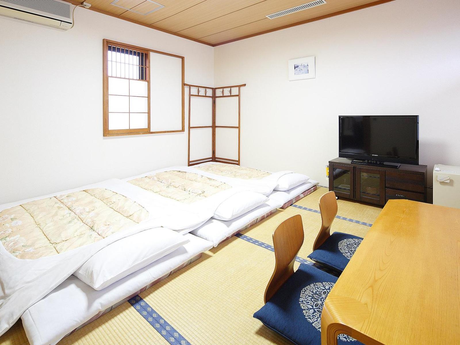 โยไกชิ รอยัล โฮเต็ล Hotel Yokaichi ภายนอก รูปภาพ