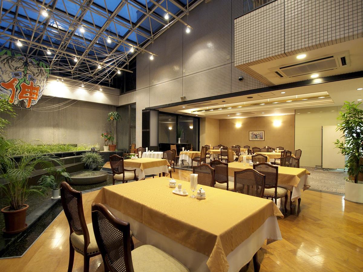 โยไกชิ รอยัล โฮเต็ล Hotel Yokaichi ภายนอก รูปภาพ